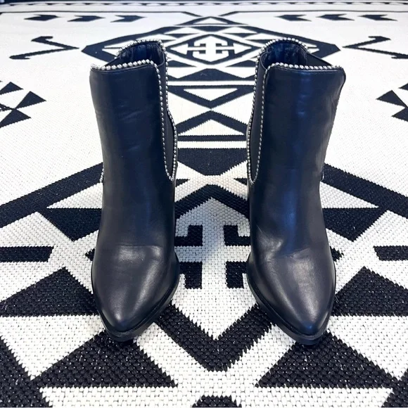 Steve Madden Rocker Silver Stud Ankle Boots Size 6 - Picture 2 of 9